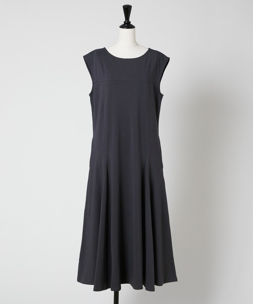 Rewde(ルゥデ)の「切替フレアワンピース(1R05-07230)(ワンピース・レディース・ブルー/ブラウン/チャコールグレー・M)」の2枚目の写真