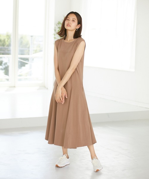 Rewde(ルゥデ)の「切替フレアワンピース(1R05-07230)(ワンピース・レディース・ブルー/ブラウン/チャコールグレー・M)」の15枚目の写真