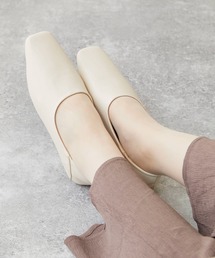 menue | スクエアトゥバブーシュ(パンプス)