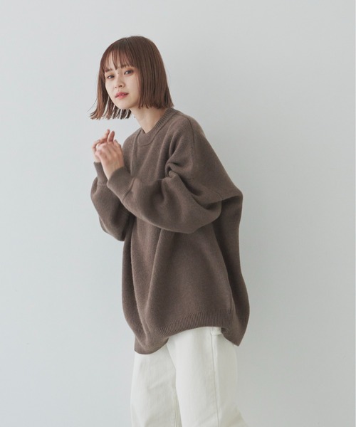 flaner(フラネ)の「オーバーサイズニット【ユニセックス着用可能】(ニット/セーター・レディース・ダークブラウン/ベージュ/ナチュラル・FREE)」の9枚目の写真