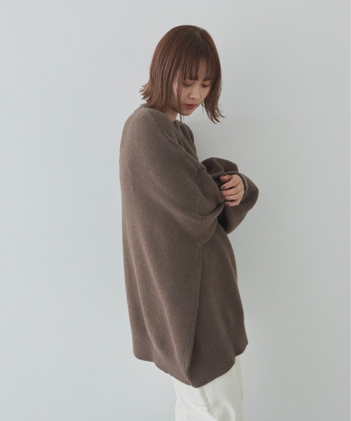 flaner(フラネ)の「オーバーサイズニット【ユニセックス着用可能】(ニット/セーター・レディース・ダークブラウン/ベージュ/ナチュラル・FREE)」の15枚目の写真