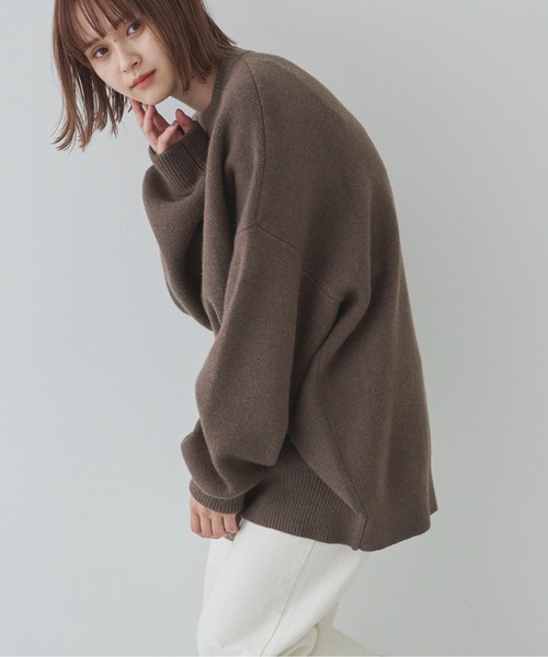 flaner(フラネ)の「オーバーサイズニット【ユニセックス着用可能】(ニット/セーター・レディース・ダークブラウン/ベージュ/ナチュラル・FREE)」の16枚目の写真