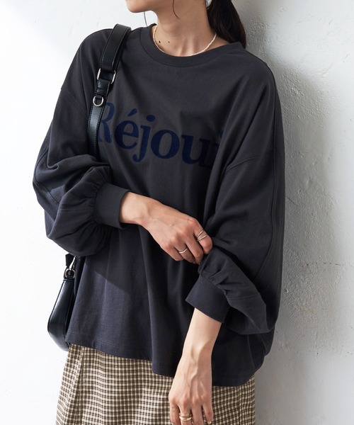 DISCOAT（ディスコート）の「フロッキープリントロングTシャツ（Tシャツ/カットソー・レディース・チャコールグレー/ピンク/オフホワイト/ダークグレー/モカ/ホワイト・FREE）」の4枚目の写真