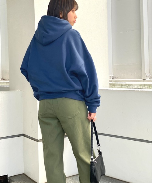 Snap club(スナップクラブ)の「【Snap club】裏起毛ワンポイント刺繍ロゴ オーバーサイズ プルオーバーパーカー(パーカー・メンズ・ライトブルー/ネイビー/ブラック/オートミール/グリーン系その他/オレンジ/ダークベージュ・M/L)」の11枚目の写真