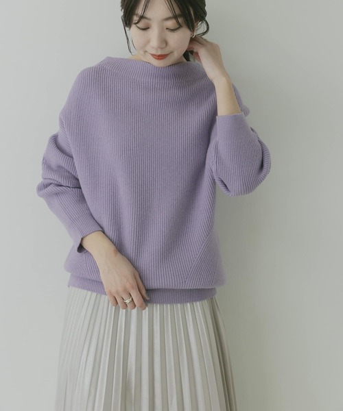 KBF+(ケービーエフプラス)の「KBF+ 片畦ボトルネックニット∴(ニット/セーター・レディース・アイボリー/パープル/ダークブラウン・ONE)」の9枚目の写真