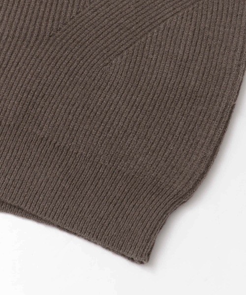 KBF+(ケービーエフプラス)の「KBF+ 片畦ボトルネックニット∴(ニット/セーター・レディース・アイボリー/パープル/ダークブラウン・ONE)」の21枚目の写真