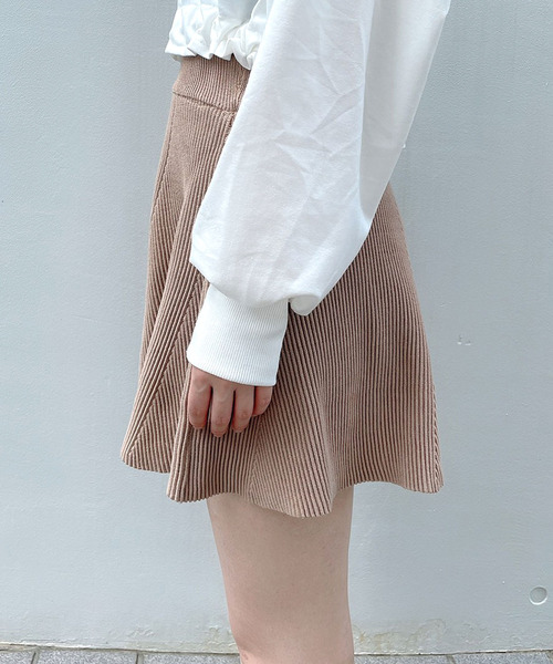 titty＆Co. PETIT（ティティアンドコープティ）の「【titty&Co.PETIT】リブフレアミニスカート（スカート・レディース・ベージュ/レッド/ブラック/ブラウン・FREE）」の5枚目の写真