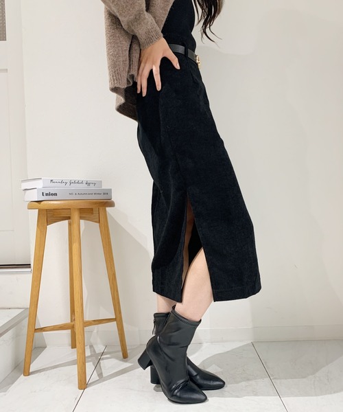 CLEA（クレア）の「ベルト付きコーデュロイタイトスカート（スカート・レディース・ブラウン/ブラック・FREE）」の6枚目の写真