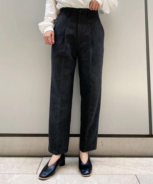 mysty woman(ミスティウーマン)の「旬なセットアップコーデが完成 チェックツイードアソートパンツ 238385(スラックス・レディース・ブラウン/グレー/ブラック・FREE)」の2枚目の写真