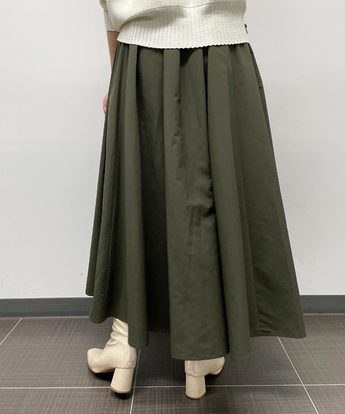 LOUNGEDRESS（ラウンジドレス）の「【再登場】タフタフレアスカート（スカート・レディース・ブラック/カーキ/アイボリー/チャコールグレー/オフホワイト・FREE）」の14枚目の写真