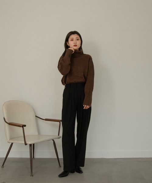 Amiur(エミレ)の「high neck chewy knit(ニット/セーター・レディース・ベージュ/ブラウン/ブラック・FREE)」の20枚目の写真