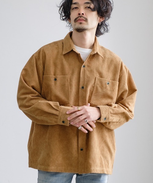 SIDEWAY STANCE（サイドウェイスタンス）の「【SIDEWAY STANCE】コーデュロイ ワイド ワークシャツ（シャツ/ブラウス・メンズ・ベージュ/カーキ/バーガンディー/ホワイト/ブルー・LARGE/MEDIUM）」の3枚目の写真