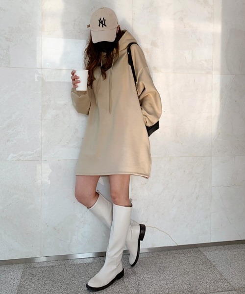 NANING9（ナンニング）の「NANING9 オーバーサイズロングパーカー（パーカー・レディース・ホワイト/ベージュ・FREE）」の21枚目の写真