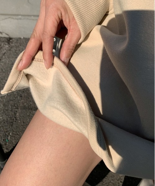 NANING9（ナンニング）の「NANING9 オーバーサイズロングパーカー（パーカー・レディース・ホワイト/ベージュ・FREE）」の15枚目の写真