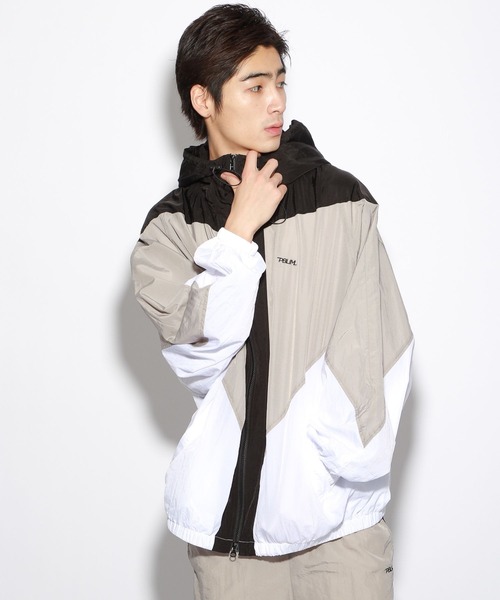 PBLIM(ページボーイリム)の「PAGEBOYLIM/シャカシャカハイショクブルゾン(ブルゾン・レディース・グレー系その他/グリーン系その他/ブラック系その他/ブルー・FREE)」の19枚目の写真