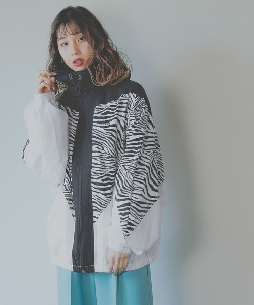 PBLIM(ページボーイリム)の「PAGEBOYLIM/シャカシャカハイショクブルゾン(ブルゾン・レディース・グレー系その他/グリーン系その他/ブラック系その他/ブルー・FREE)」の6枚目の写真