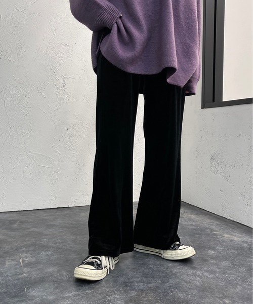 apres jour mignon(アプレジュールミニョン)の「センターシームベロアパンツ【ZOZOTOWN限定アイテム】(その他パンツ・レディース・ダークブルー/パープル/ブラック・X-LARGE/SMALL/MEDIUM)」の7枚目の写真