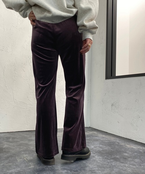 apres jour mignon(アプレジュールミニョン)の「センターシームベロアパンツ【ZOZOTOWN限定アイテム】(その他パンツ・レディース・ダークブルー/パープル/ブラック・X-LARGE/SMALL/MEDIUM)」の9枚目の写真