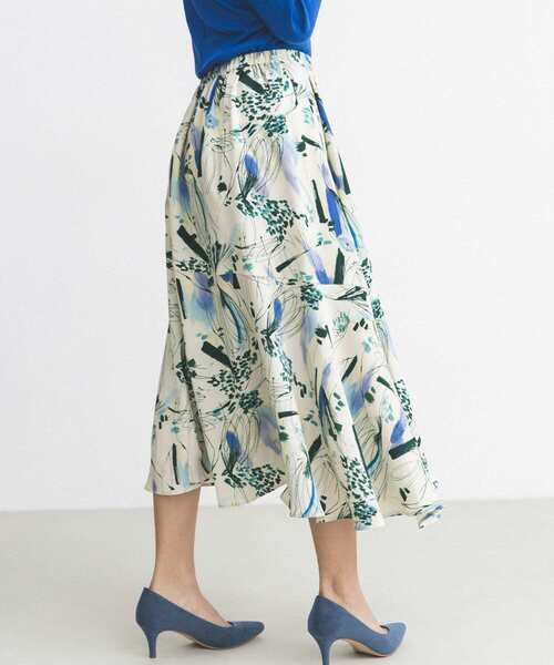 URBAN RESEARCH ROSSO(アーバンリサーチロッソ)の「アートプリントスカート(スカート・レディース・ブルー系その他/オレンジ系その他・FREE)」の17枚目の写真