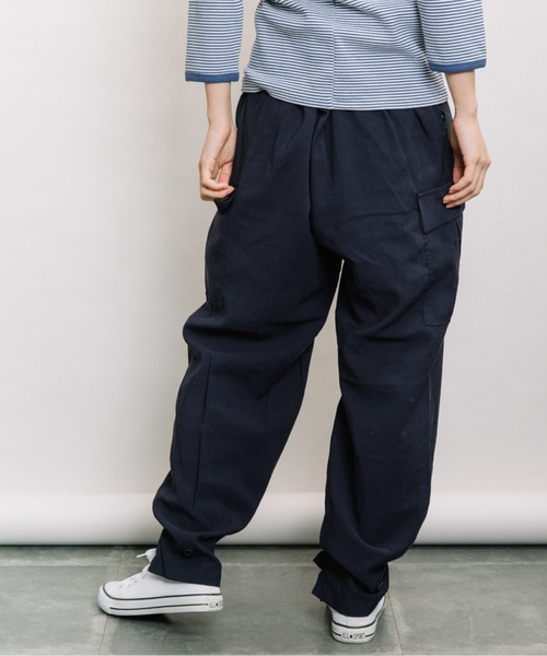 refinedworks（リファインドワークス）の「RTツイル裾タブパンツ（その他パンツ・レディース・ネイビー/ベージュ/カーキ・FREE）」の14枚目の写真