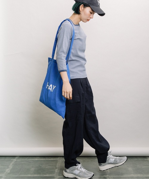 refinedworks（リファインドワークス）の「RTツイル裾タブパンツ（その他パンツ・レディース・ネイビー/ベージュ/カーキ・FREE）」の18枚目の写真