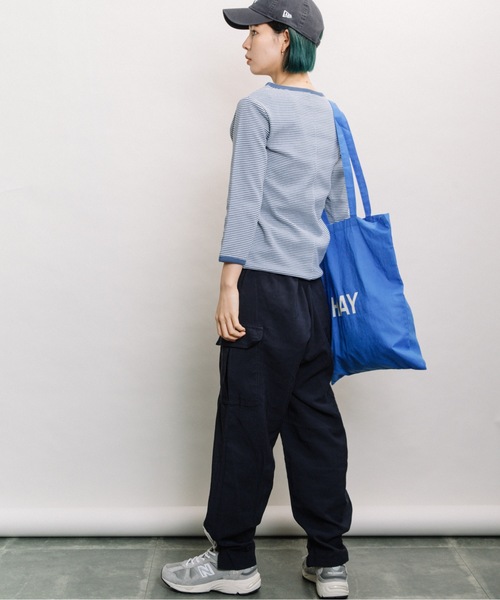 refinedworks（リファインドワークス）の「RTツイル裾タブパンツ（その他パンツ・レディース・ネイビー/ベージュ/カーキ・FREE）」の19枚目の写真