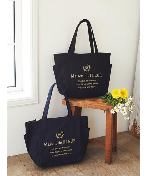 Maison de FLEUR(メゾンドフルール)の「サイドポケットMトートバッグ(トートバッグ・レディース・ブラック/ネイビー・FREE)」の18枚目の写真