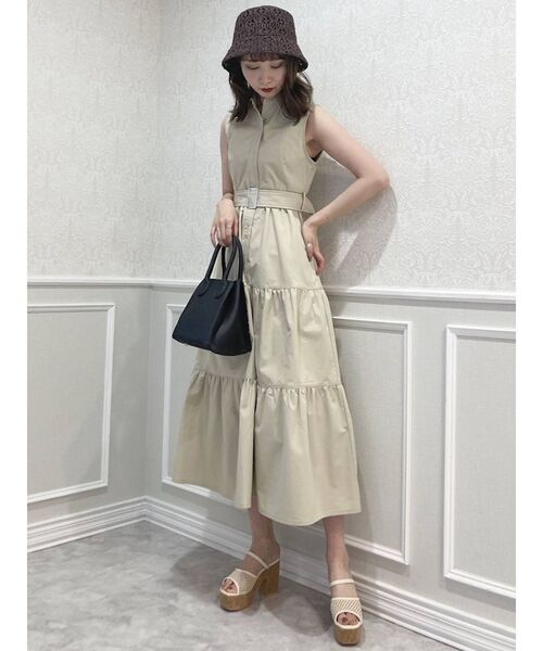 dazzlin（ダズリン）の「メタルボタンティアードワンピース（ワンピース・レディース・ベージュ/オフホワイト/インディゴブルー・FREE）」の3枚目の写真