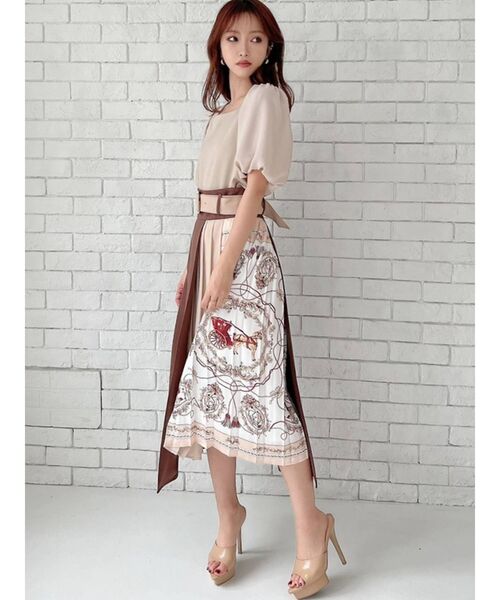 RESEXXY(リゼクシー)の「スカーフプリーツスカート(スカート・レディース・アイボリー/ネイビー/ブラウン・FREE)」の8枚目の写真