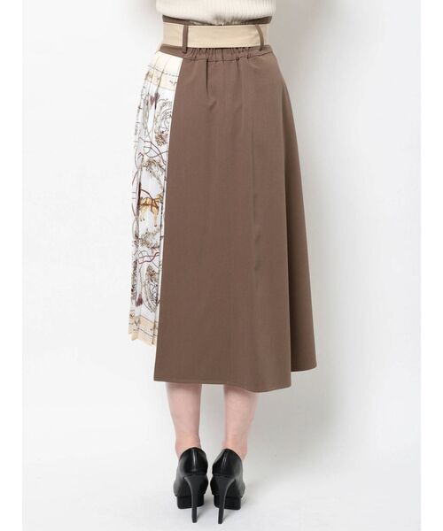 RESEXXY(リゼクシー)の「スカーフプリーツスカート(スカート・レディース・アイボリー/ネイビー/ブラウン・FREE)」の22枚目の写真