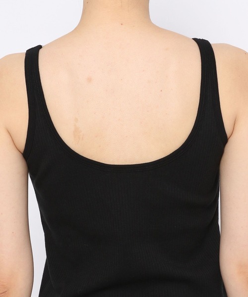 PAGEBOY(ページボーイ)の「バックオープンカップタンク(タンクトップ・レディース・ブラック/オフホワイト/ホワイト×ブラック/ベージュ系その他・FREE)」の17枚目の写真