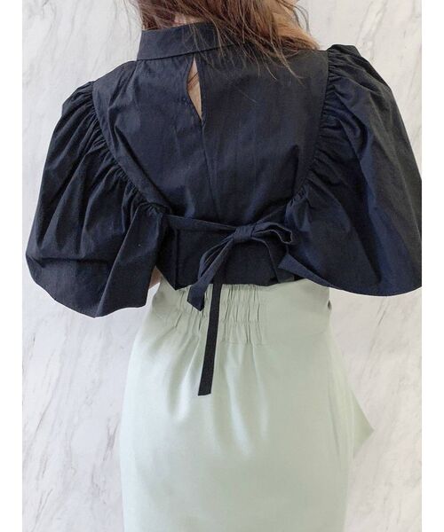 dazzlin（ダズリン）の「フレアスリーブショートシャツ（シャツ/ブラウス・レディース・オフホワイト/ブラック/ラベンダー・FREE）」の18枚目の写真