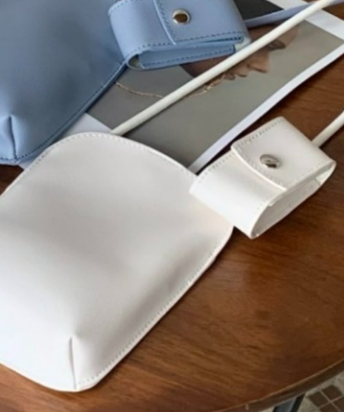 sakishimatokyo（サキシマトーキョー）の「カラーポシェット（ショルダーバッグ・レディース・ホワイト/ブラック/イエロー/アイボリー/ブルー・FREE）」の9枚目の写真