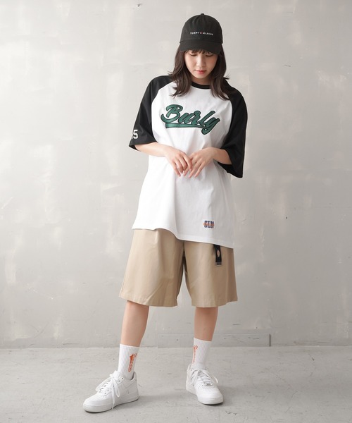 SPINNS（スピンズ）の「TWL素材 カラーハーフパンツ（その他パンツ・レディース・ブラック/ベージュ/ブルー/レッド/キャメル/オリーブ/オフホワイト・ONESIZE）」の10枚目の写真