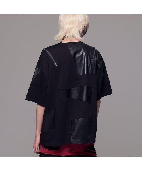 CIVARIZE(シヴァーライズ)の「『CIVARIZE/シヴァーライズ』PUレザー切り替えパッチワークショルダーZIPTシャツ(Tシャツ/カットソー・メンズ・ホワイト/ブラック・FREE)」の8枚目の写真