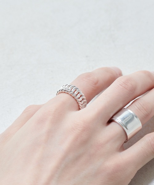 Lui's（ルイス）の「アクセサリーブランド【Ah / アー】 ツイストリング（リング・メンズ・シルバー・FREE）」の6枚目の写真