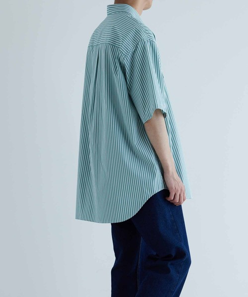 ADAM ET ROPE'(アダムエロペ)の「ビッグシルエット レギュラーカラー アソート 半袖シャツ(シャツ/ブラウス・メンズ・ベージュ系その他2/グリーン系その他/パープル系その他/ホワイト系その他4・L/M)」の13枚目の写真