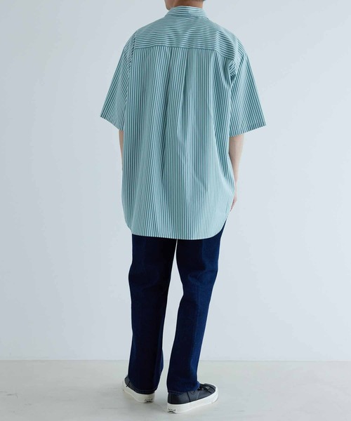 ADAM ET ROPE'(アダムエロペ)の「ビッグシルエット レギュラーカラー アソート 半袖シャツ(シャツ/ブラウス・メンズ・ベージュ系その他2/グリーン系その他/パープル系その他/ホワイト系その他4・L/M)」の10枚目の写真