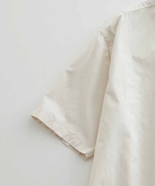 ADAM ET ROPE'(アダムエロペ)の「ビッグシルエット レギュラーカラー アソート 半袖シャツ(シャツ/ブラウス・メンズ・ベージュ系その他2/グリーン系その他/パープル系その他/ホワイト系その他4・L/M)」の19枚目の写真