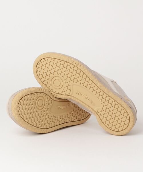 Reebok（リーボック）の「クラブシー 85 / Looney Tunes Club C 85（スニーカー・メンズ・ベージュ系その他・26.5cm/28.0cm/23.0cm/26.0cm/24.5cm/27.5cm/25.5cm/25.0cm/23.5cm/27.0cm/29.0cm/24.0cm/28.5cm）」の11枚目の写真