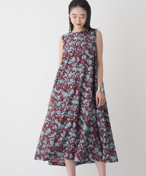 OPAQUE.CLIP（オペークドットクリップ）の「◆リネンライク モノトーンフラワープリントワンピース【WEB限定サイズ】（ワンピース・レディース・ネイビー系6/ブルー系/ワイン系1・40/38/42/36）」の3枚目の写真