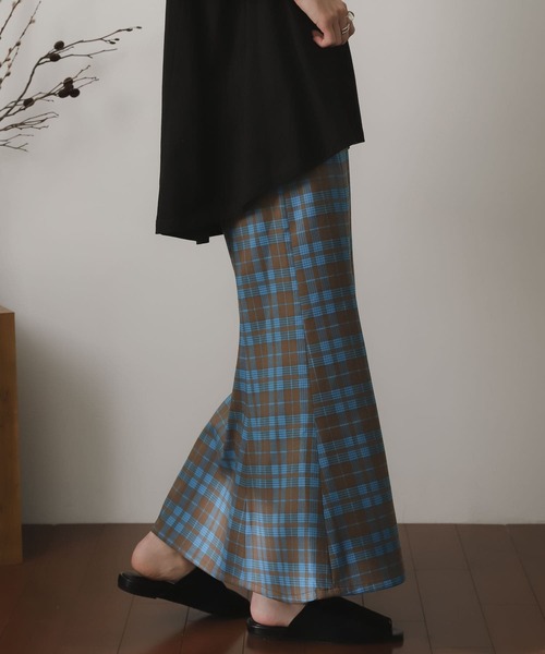 SENSE OF PLACE by URBAN RESEARCH（センスオブプレイスバイアーバンリサーチ）の「チェックマーメイドスカート（スカート・レディース・ベージュ系その他/グリーン系その他/ブルー系その他・SMALL/MEDIUM）」の14枚目の写真