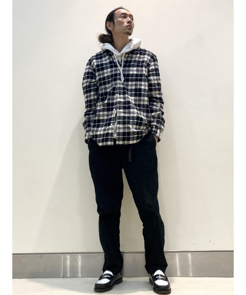 GAP(ギャップ)の「GapFlex ウォッシュウェル リラックステーパードパンツ(チノパンツ・メンズ・ブラック/ベージュ/ブラウン・30W/32W/34W/36W/28W/29W/31W/33W)」の11枚目の写真