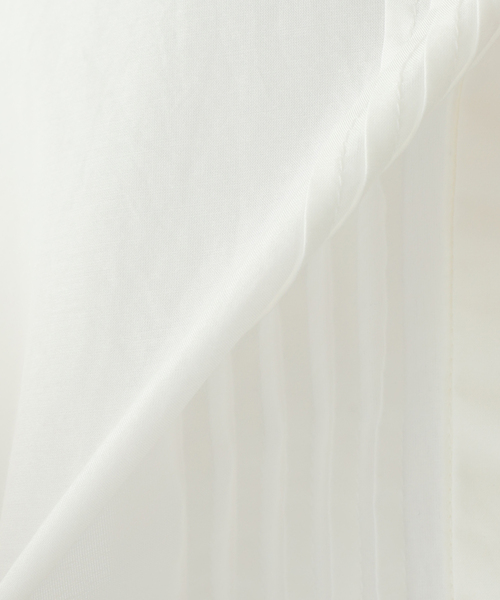 Spick & Span（スピックアンドスパン）の「フロントフリルアキクルーネックブラウス（シャツ/ブラウス・レディース・ホワイト/ブラック・FREE）」の22枚目の写真