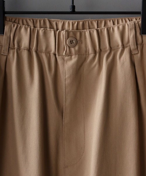 SITRY(シトリー)の「Heavy Twill Wide cargo Pants/ヘビーツイル タック ワイドカーゴ パンツ(カーゴパンツ・メンズ・カーキ/ブラック/ベージュ・M/L/LL)」の7枚目の写真