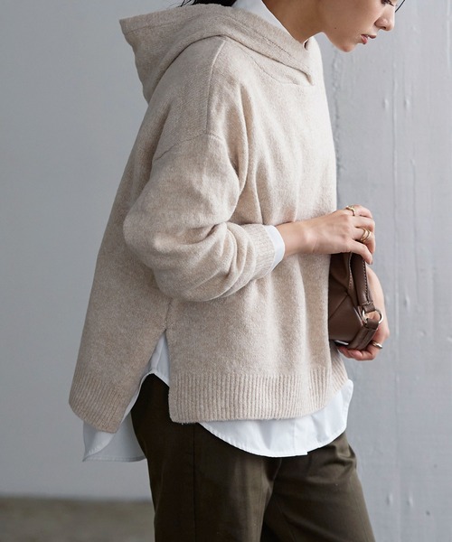 KOBE LETTUCE（コウベレタス）の「ウォッシャブルヤク風フーディニットトップス（パーカー・レディース・ブラック/アイボリー/ライラック/チャコール/ベージュ系・FREE）」の4枚目の写真