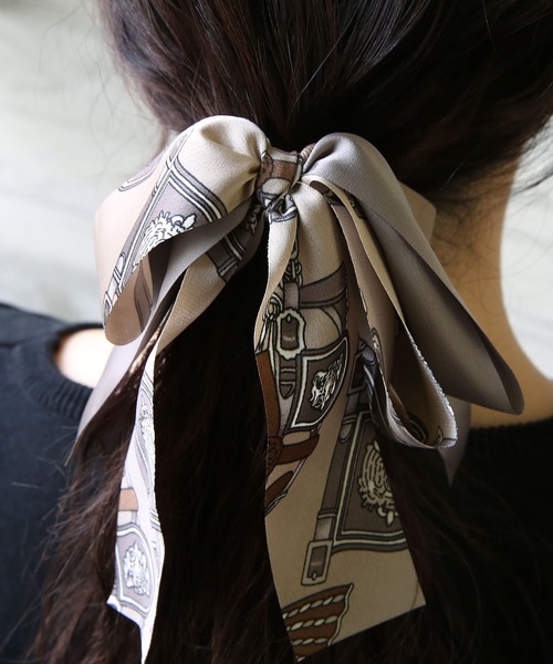 colleca la（コレカラ）の「レイヤード スカーフリボン バナナクリップ（バレッタ/ヘアクリップ・レディース・モカ/ブラック・FREE）」の3枚目の写真