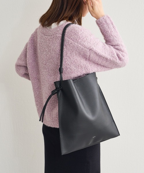 Pal collection（パルコレクション）の「BEAUREスリムスクエアワンショルトート（トートバッグ・レディース・ブラック/キャメル/ライトグレー系・FREE）」の2枚目の写真