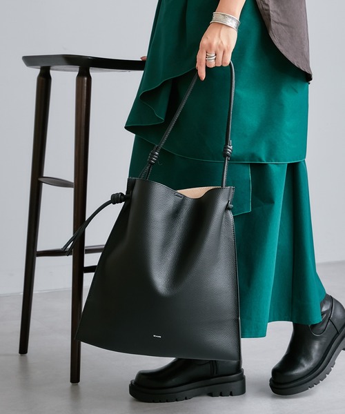 Pal collection（パルコレクション）の「BEAUREスリムスクエアワンショルトート（トートバッグ・レディース・ブラック/キャメル/ライトグレー系・FREE）」の12枚目の写真