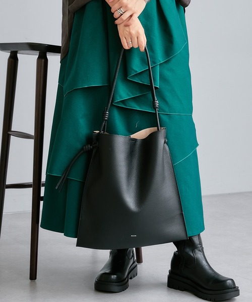 Pal collection（パルコレクション）の「BEAUREスリムスクエアワンショルトート（トートバッグ・レディース・ブラック/キャメル/ライトグレー系・FREE）」の10枚目の写真